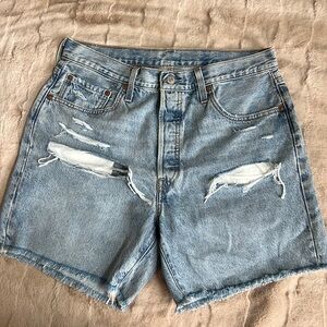 NWOT Levi 501 Jean Shorts